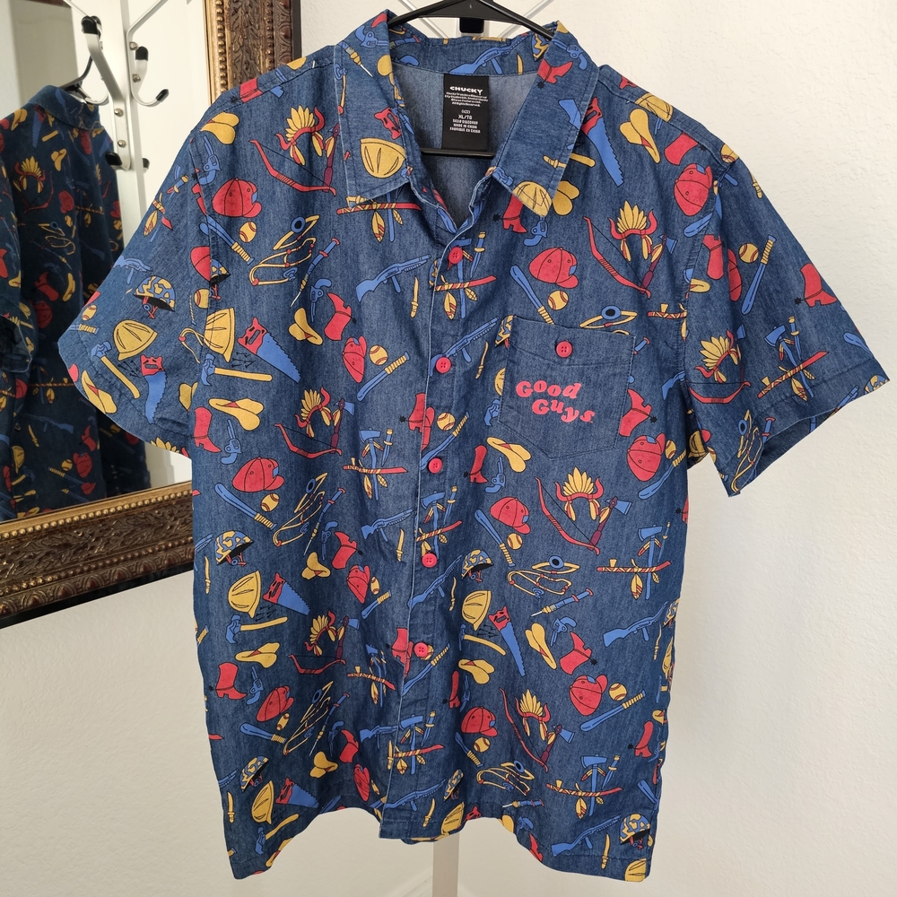 Universal Studios Good Guys Chucky Child's Play Blue Patterned Men's Shirt